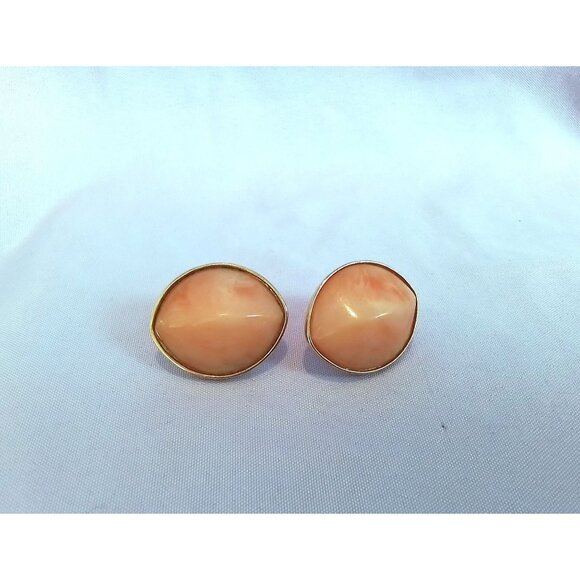 Vintage Avon Coral Peach Clip-On Earrings Gold Tone - Picture 1 of 4